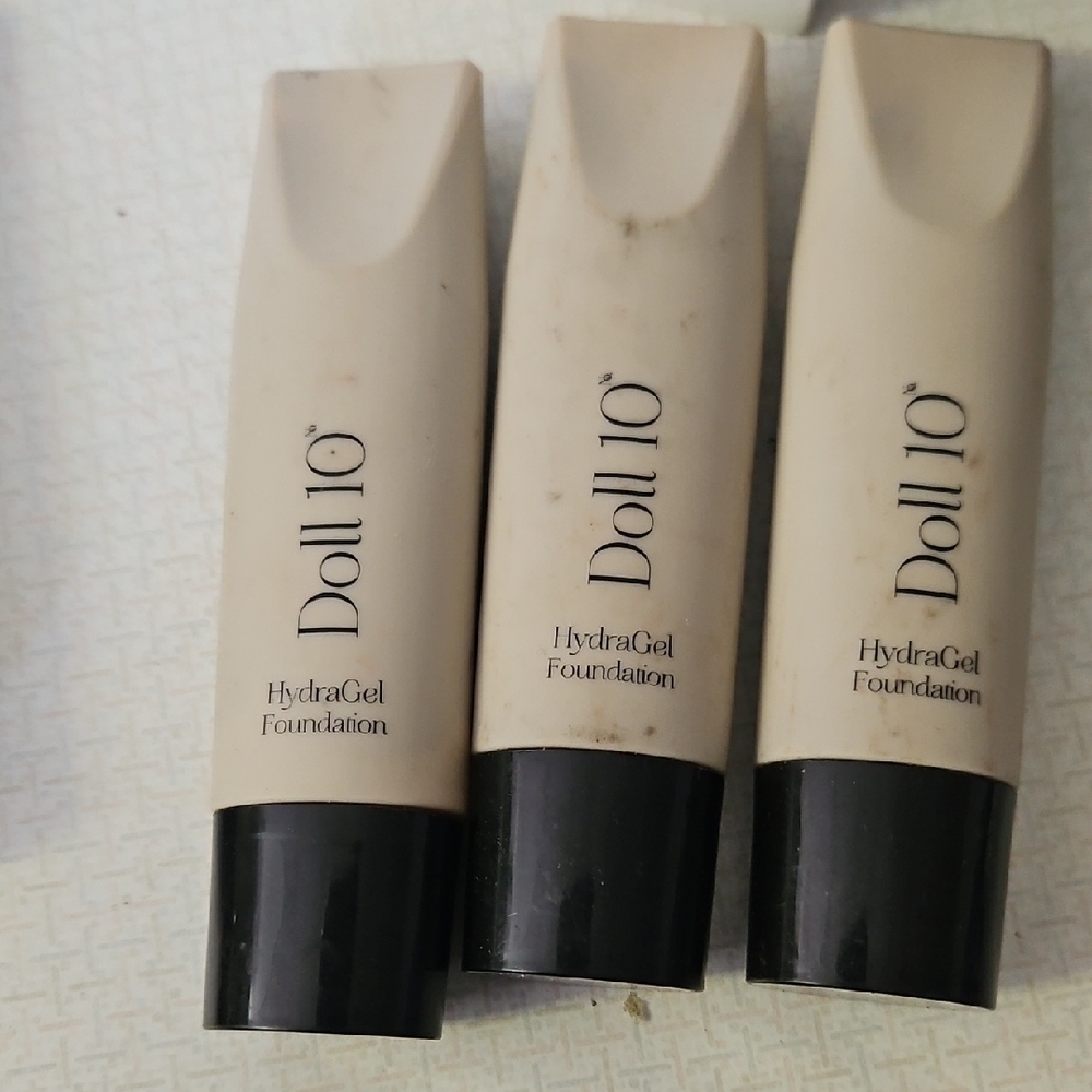 Dollcake HydraGel Foundation - Tan